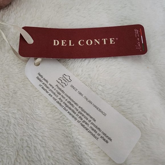 **SOLD**Italian Del Conte Leather Powder Pink Crossbody Bag (Irelia) - Picture 9 of 9